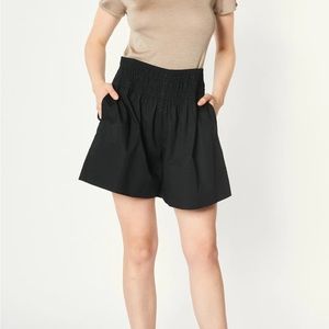 NWT VINCE PULL-ON SMOCKED SHORT Size XL